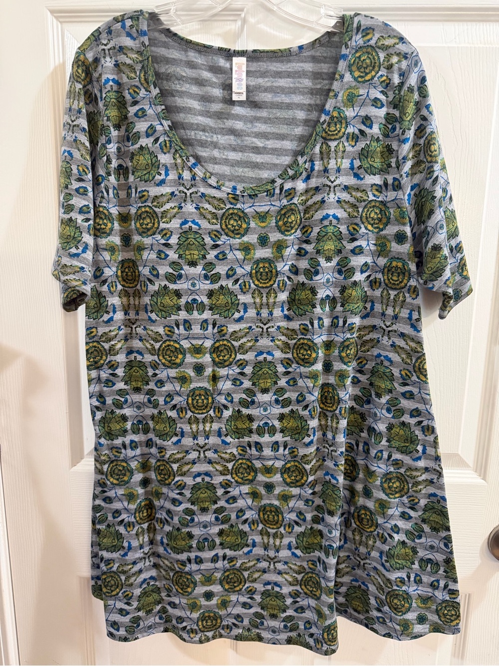 LuLaRoe XL Floral Striped Short Sleeve Tunic
